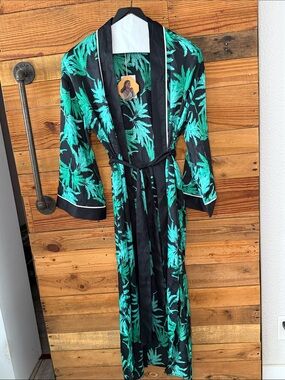 FR NOEL Black & Teal Palm-Print Satin Robe